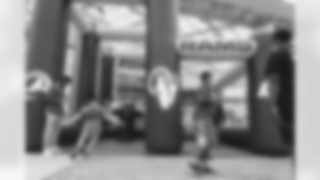 E_211106_WalkUnitedLA_205