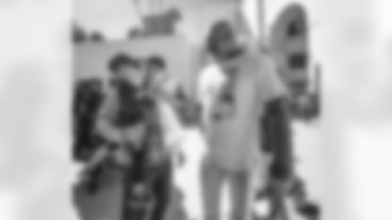 E_210216_Parade_294