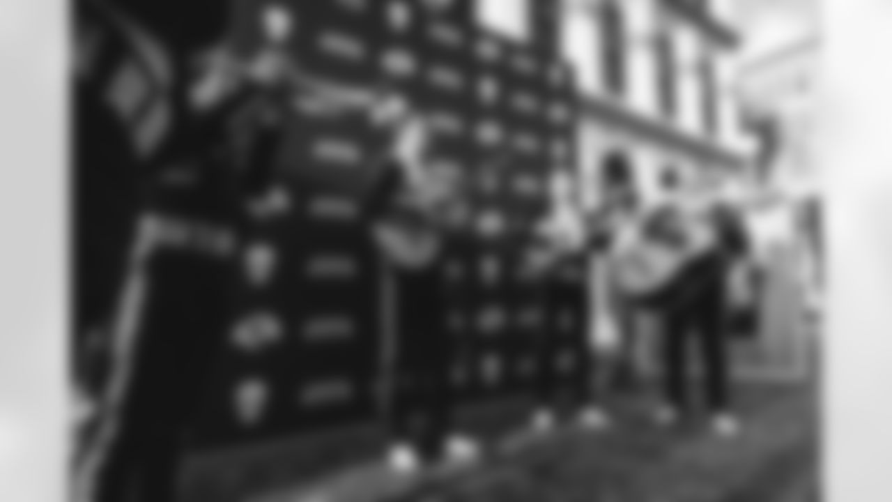 E_HUT35060