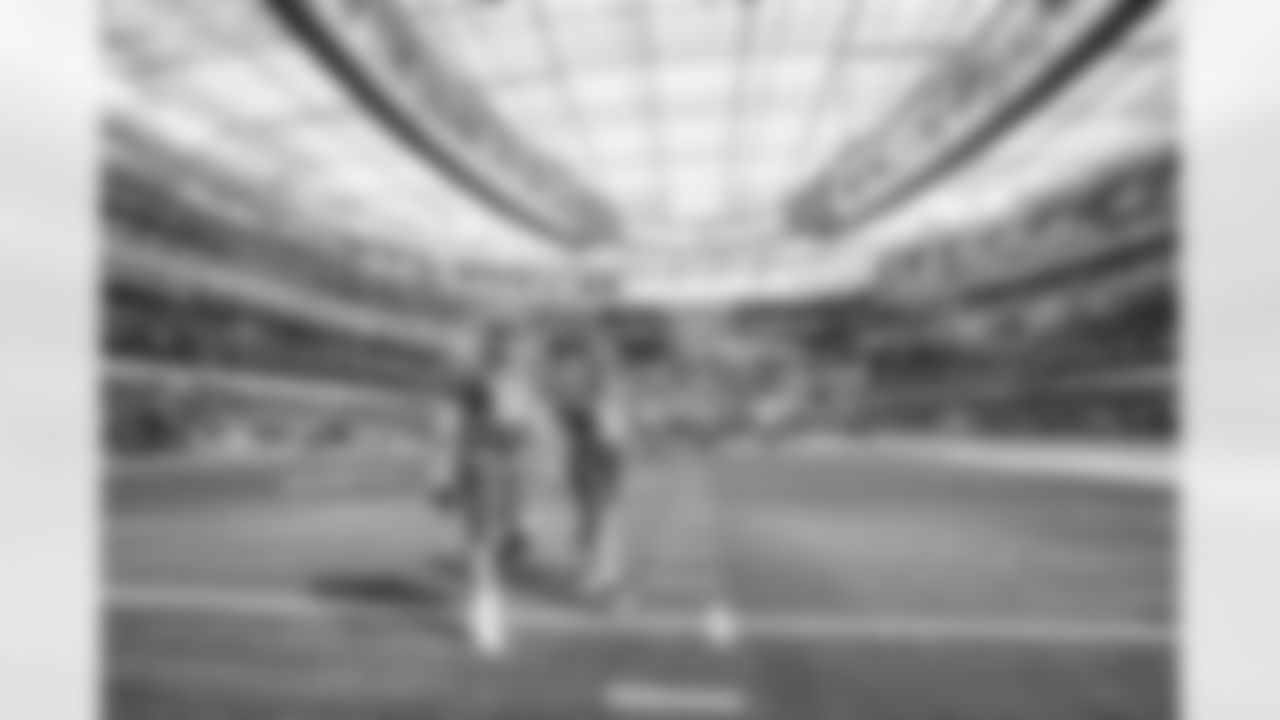 E_06102021_RamsOpenPractice_WN_1003