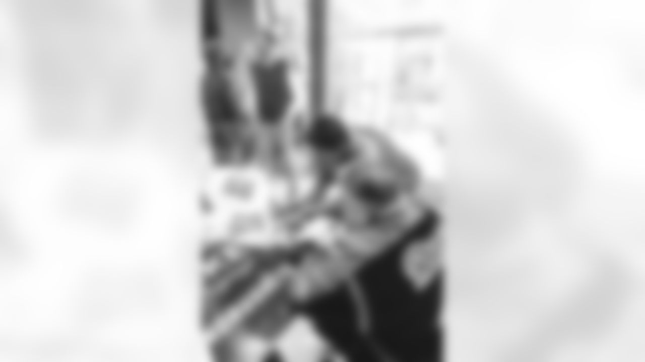 E_211105_RocketMortgageSaluteToService_6585