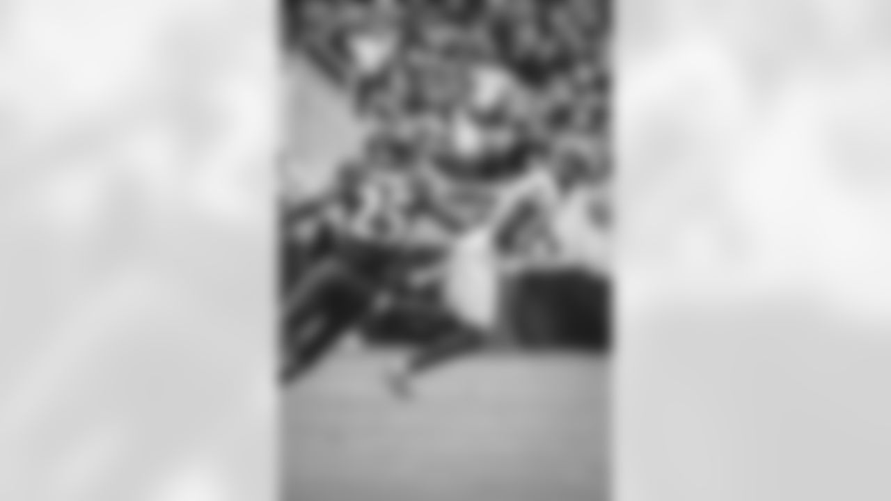 E_TOW_2803