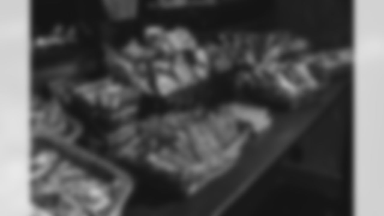 E_TOW14022