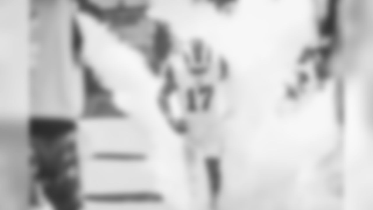 HU008990