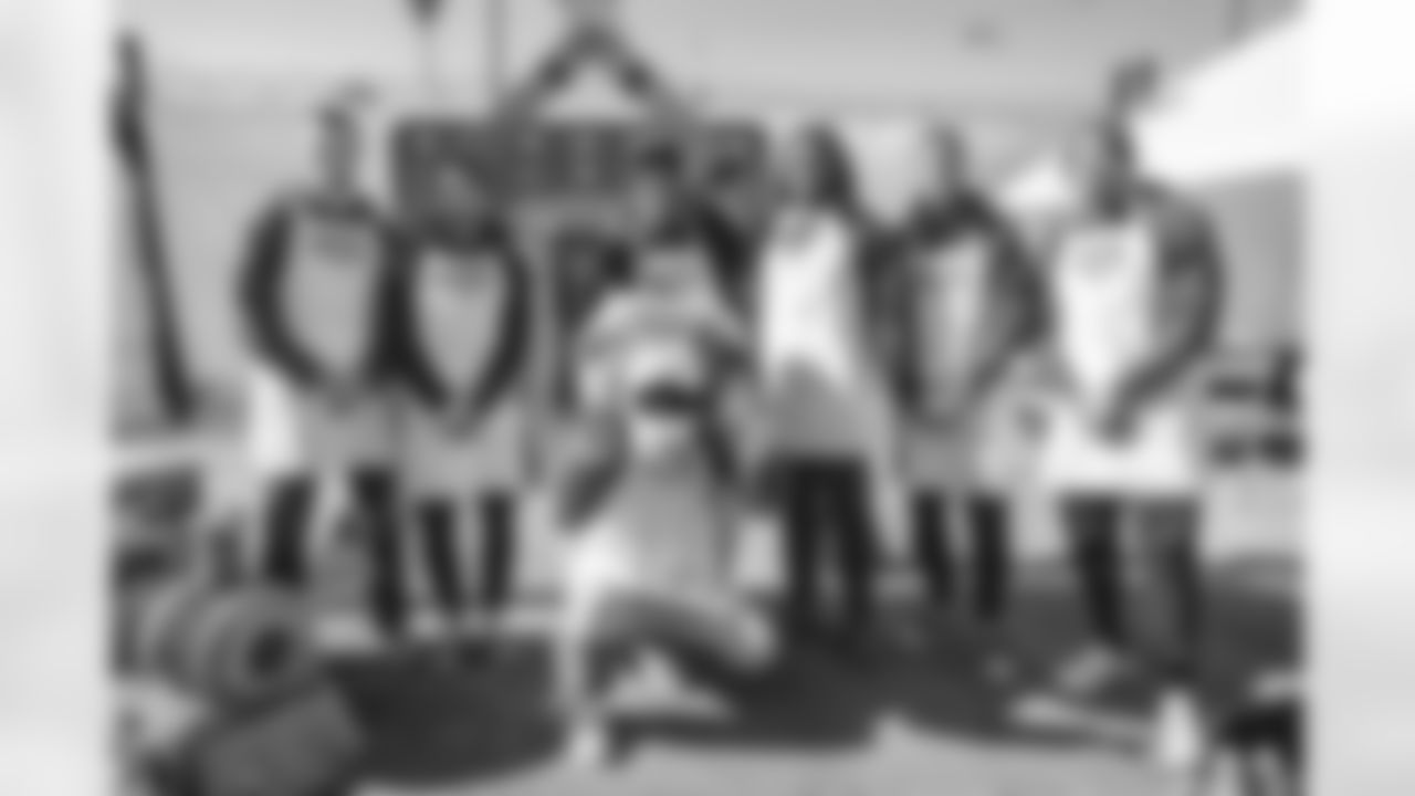E_HUT30056
