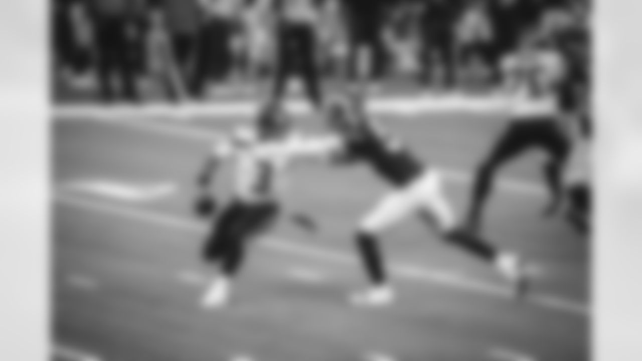The Rams picked up a divisional win on Sunday afternoon after defeating the Seattle Seahakws 23-16.
