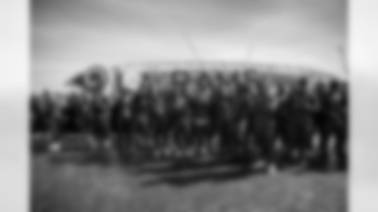 HU3_3843