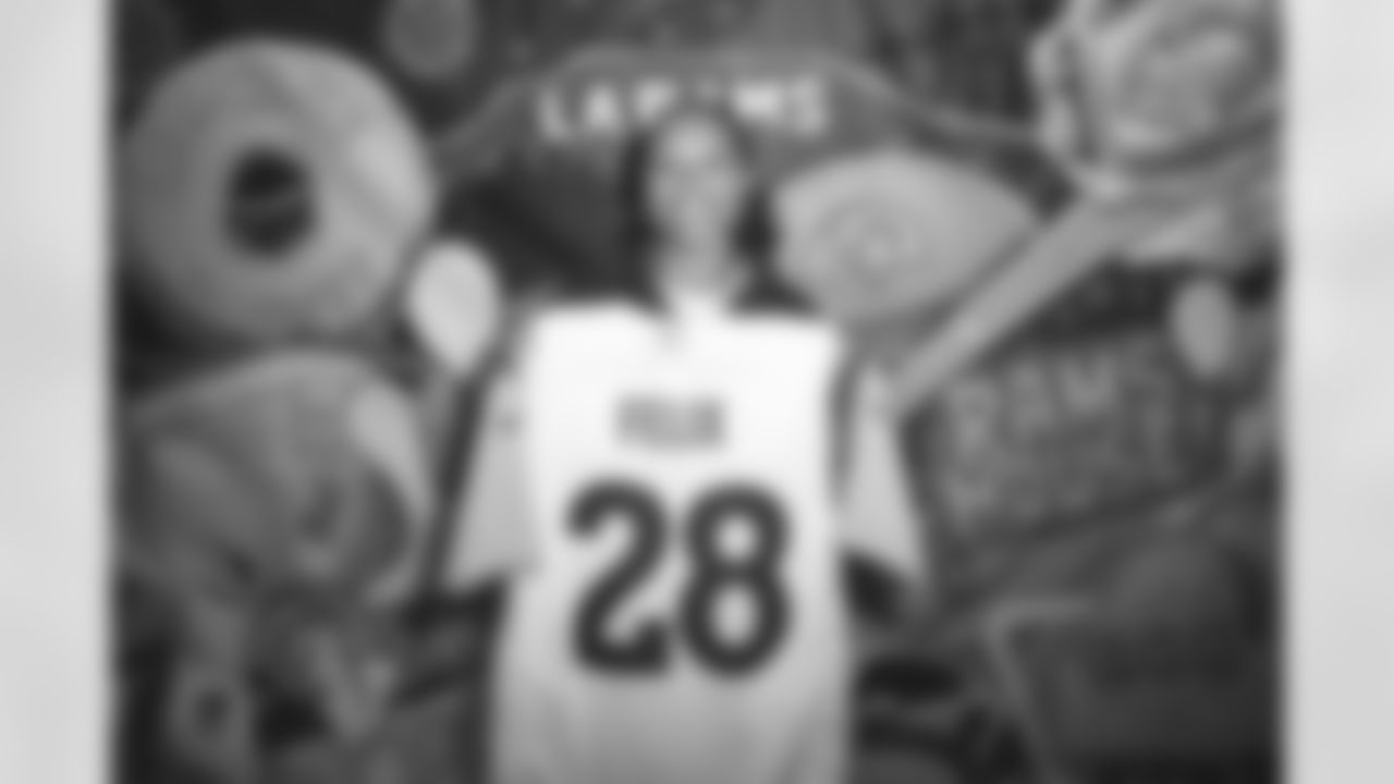 Allyson Felix in the Rams House! | Ryan Hadji, NFL LCC
