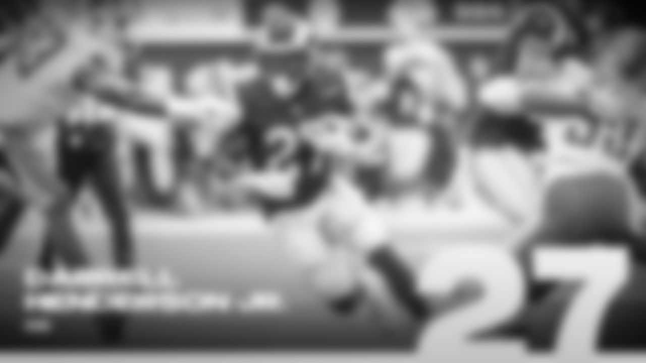 roster gallery 16x9-22
