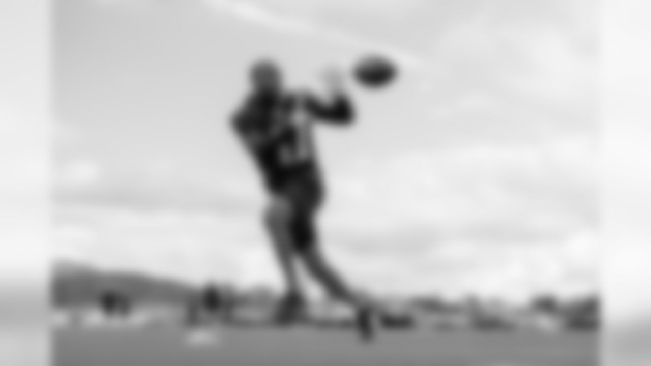 Wide receiver (17) Robert Woods of the Los Angeles Rams practices on day 5 of Phase II of the offseason program workouts, Monday, May 6, 2019, in Thousand Oaks, CA. (Jeff Lewis/Rams)