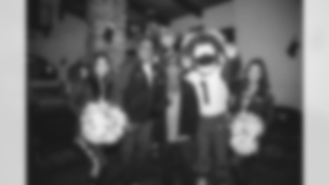E_221219_El_Torito_Football_Fiesta_Anaheim_NT14462