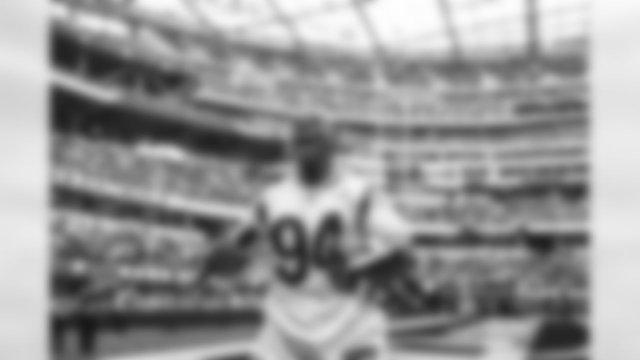 Terry Crews is in the Rams House!