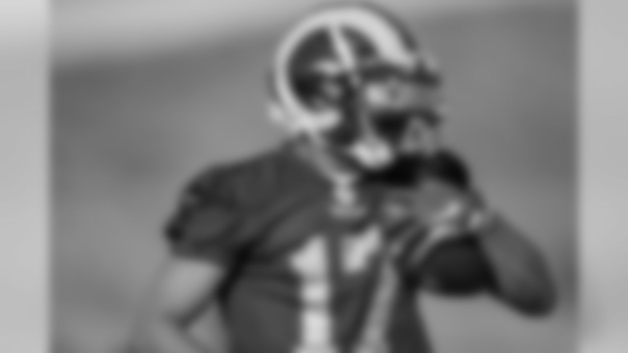 Wide receiver (17) Robert Woods of the Los Angeles Rams practices, Wednesday, November 13, 2019, in Thousand Oaks, CA. (Jeff Lewis/Rams)