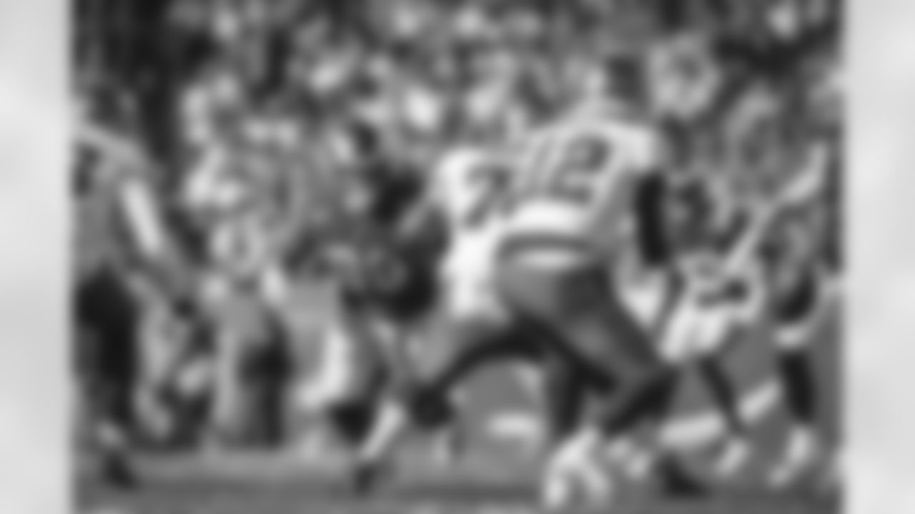 The Los Angeles Rams take on the Tampa Bay Buccaneers in the Divisional round of the 2021 NFL Playoffs.