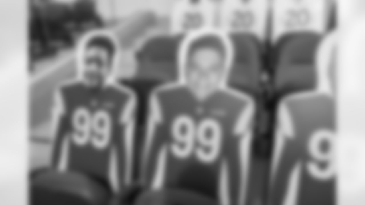 201115_RamsSeahawks_Cutouts_JL_315