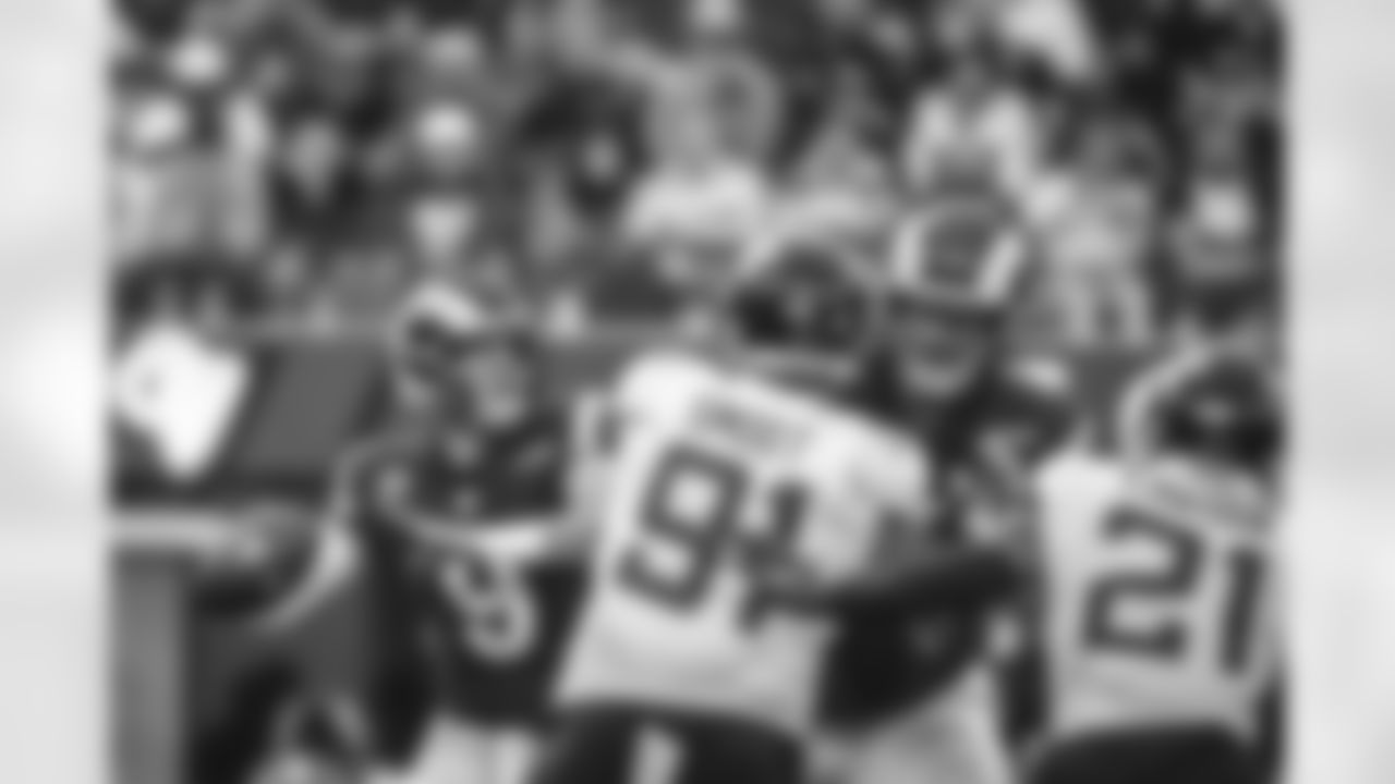 The Los Angeles Rams take on the Jacksonville Jaguars during Week 13 of the 2021 regular season.