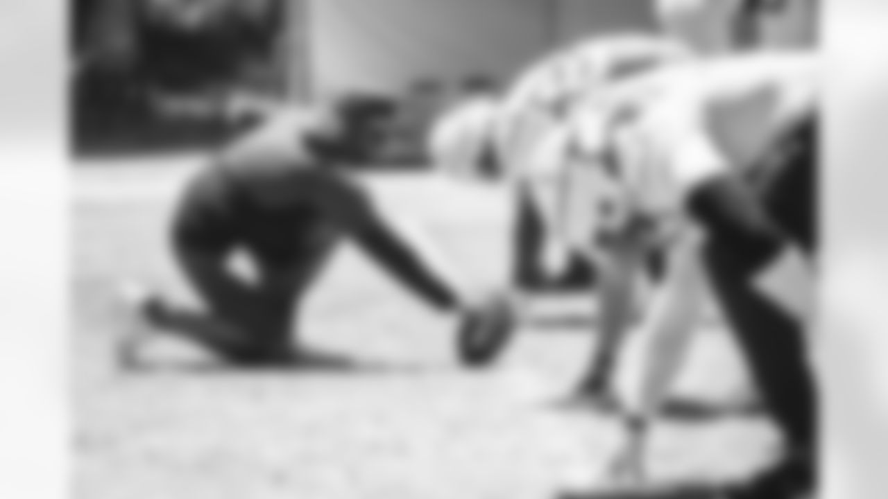 E_HUT28228_1