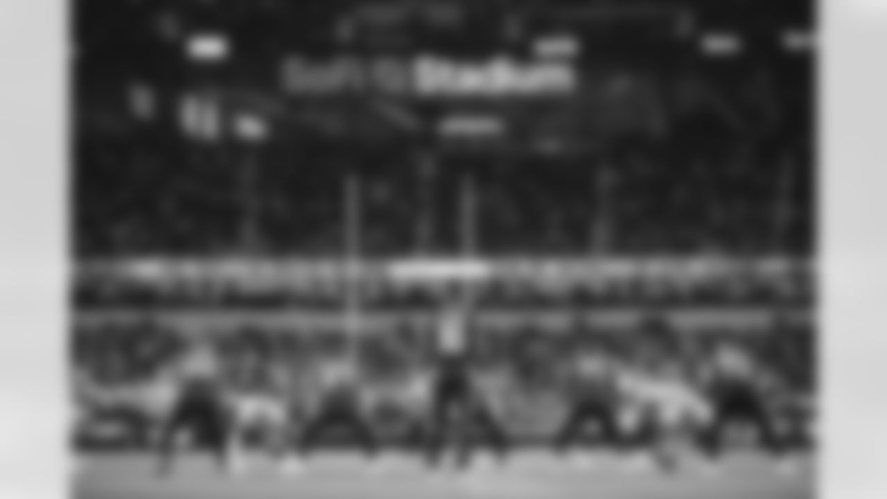 The Las Angeles Rams take on the Las Vegas Raiders during the 2021 preseason at SoFi Stadium.