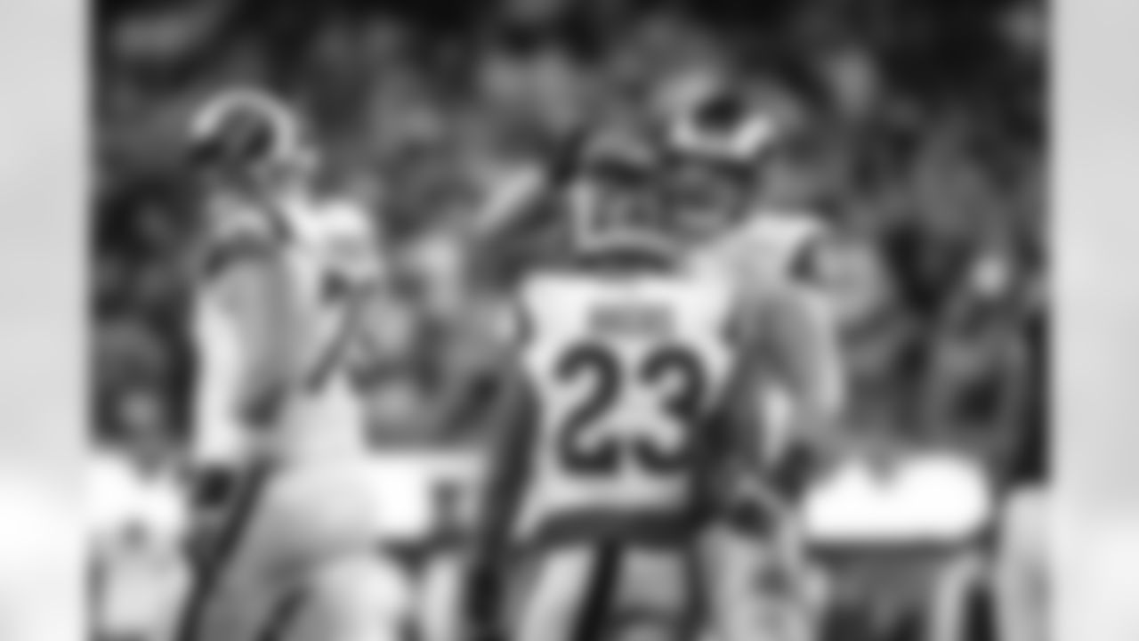 The Los Angeles Rams take on the Cincinnati Bengals in Super Bowl LVI of the 2021 NFL Playoffs.