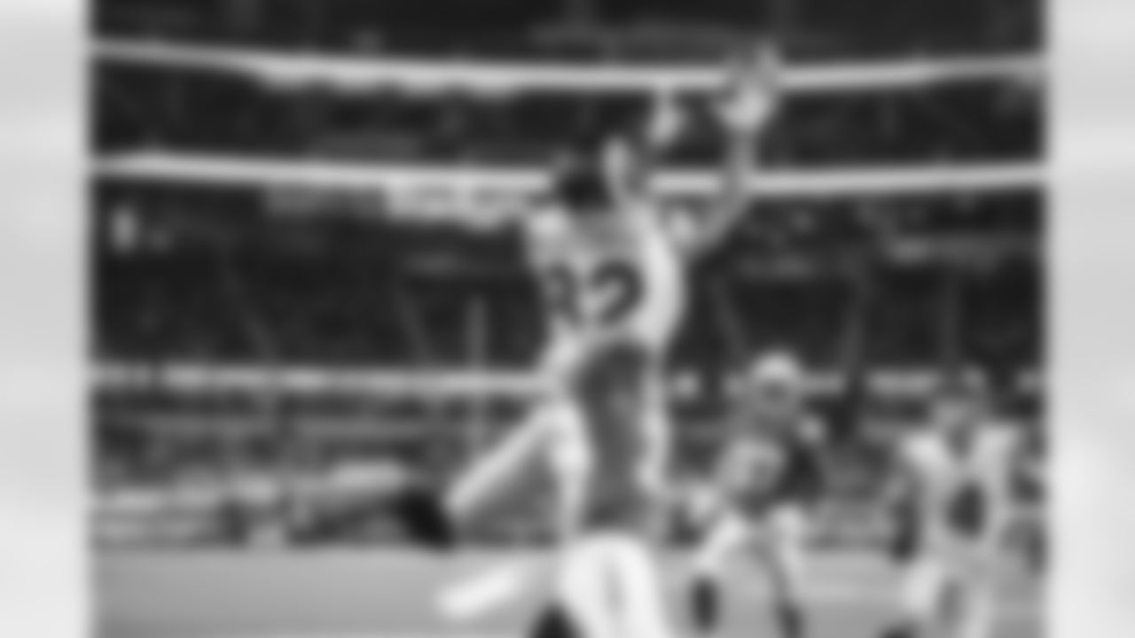The Los Angeles Rams take on the Los Angeles Chargers in Week 1 of the 2022 NFL Preseason.