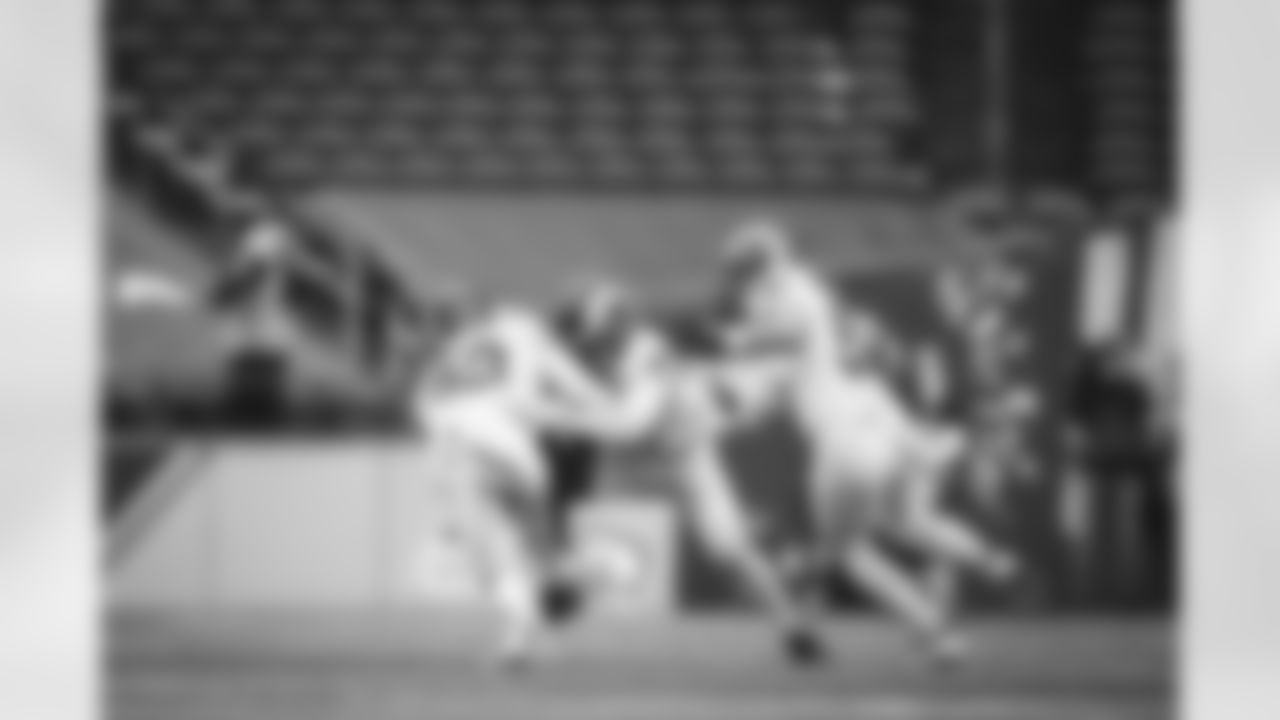E_TOWL0284_1
