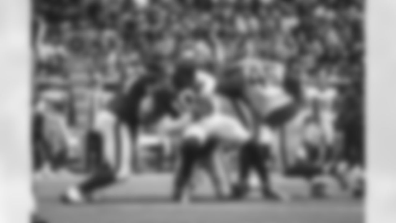 The Los Angeles Rams took on the Houston Texans in Week 8 of the 2021 season.