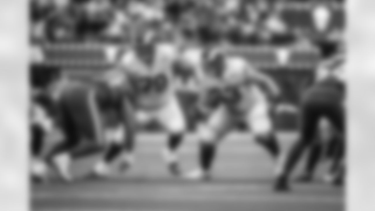 The Los Angeles Rams take on the Tampa Bay Bucceneers in Week 3 of the 2021 season. The Los Angeles Rams take on the Tampa Bay Buccaneers in Week 3 of the 2021 season.