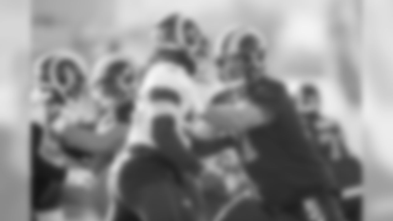 Tackle (77) Andrew Whitworth of the Los Angeles Rams practices, Wednesday, November 13, 2019, in Thousand Oaks, CA. (Jeff Lewis/Rams)