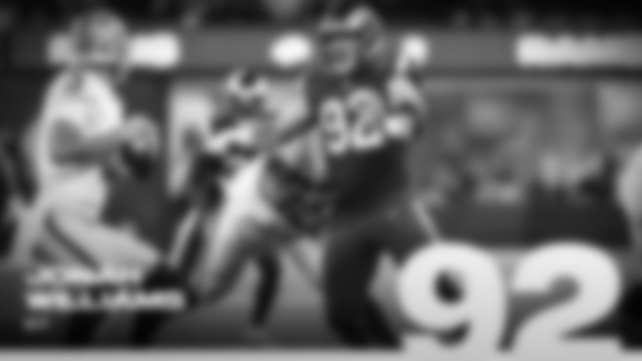 roster gallery 16x9-48