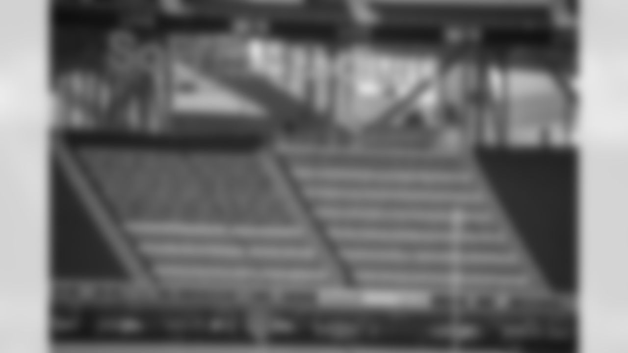 201115_RamsSeahawks_Cutouts_JL_255