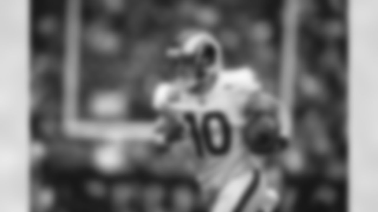 The Los Angeles Rams took on the Houston Texans in Week 8 of the 2021 season.