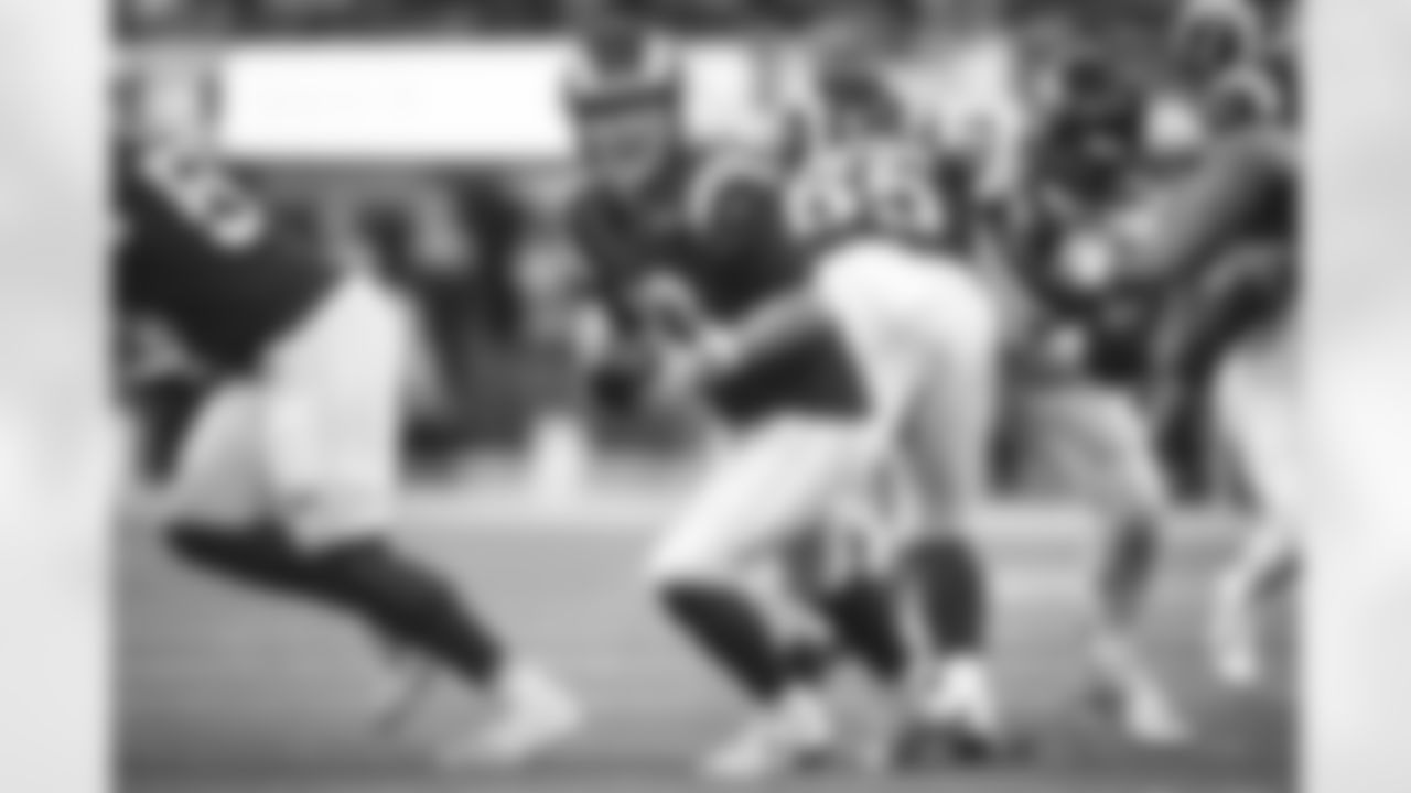 The Los Angeles Rams take on the Seattle Seahawks during Week 13 of the 2022 NFL regular season