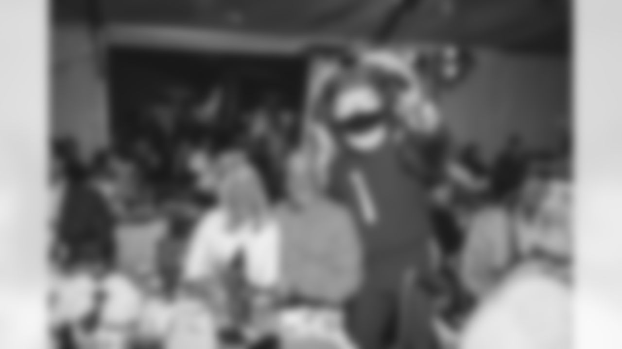 E_211025_RamsNightofWishes_1314