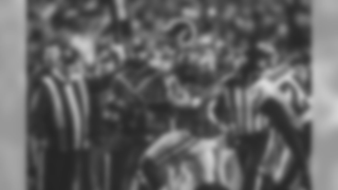 HU000317