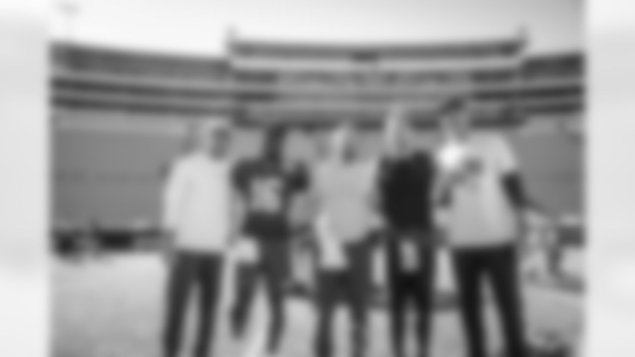E_TOW00890