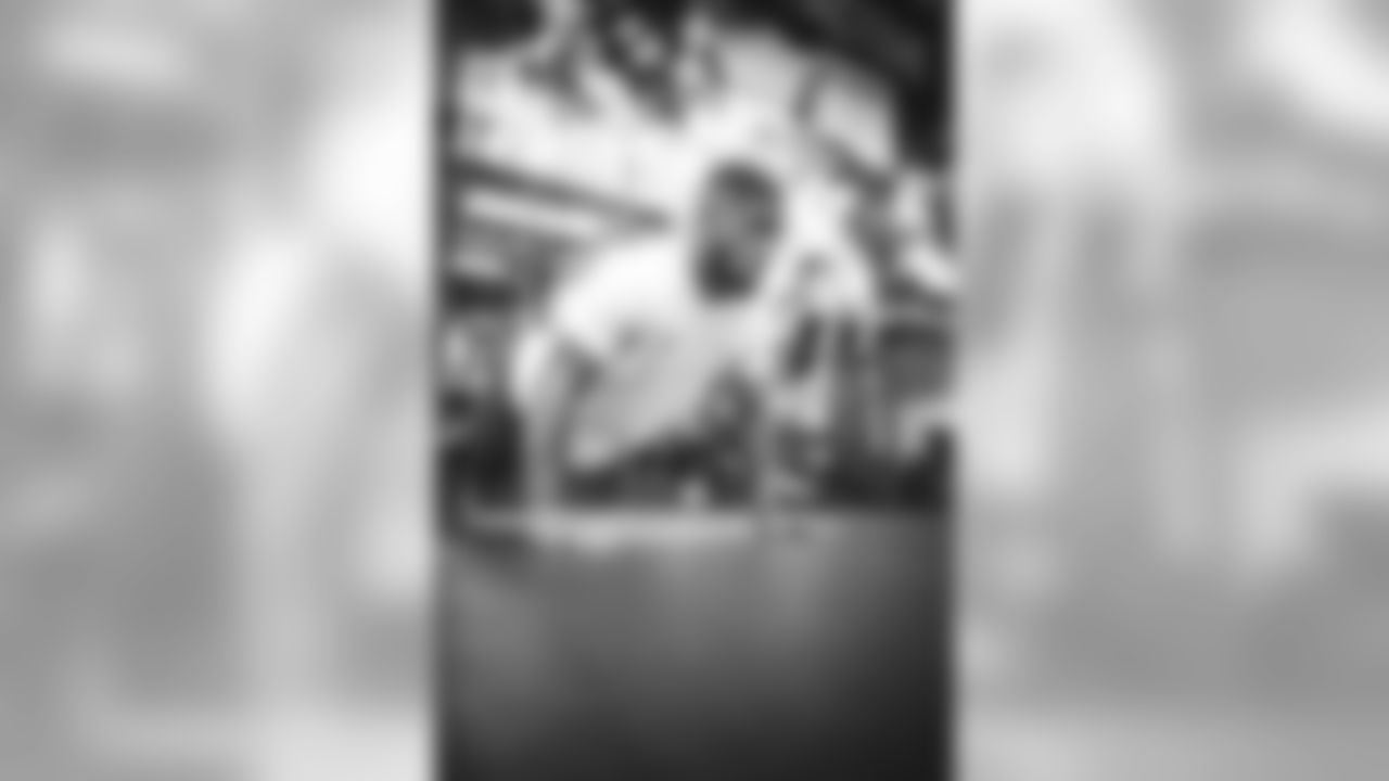 E_SNY_0499