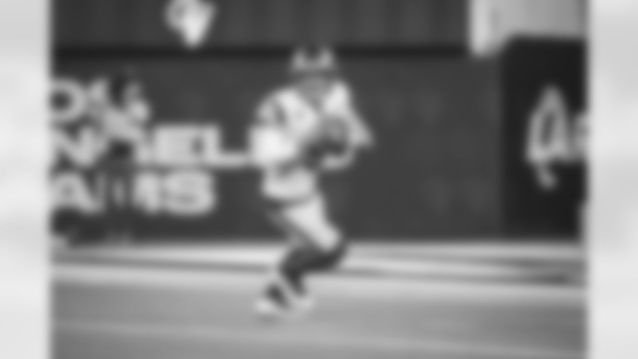 The Los Angeles Rams took on the Tennessee Titans in Week 9 of the 2021 season.