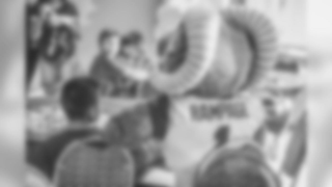 Rams_quarterback_surprise_071718015