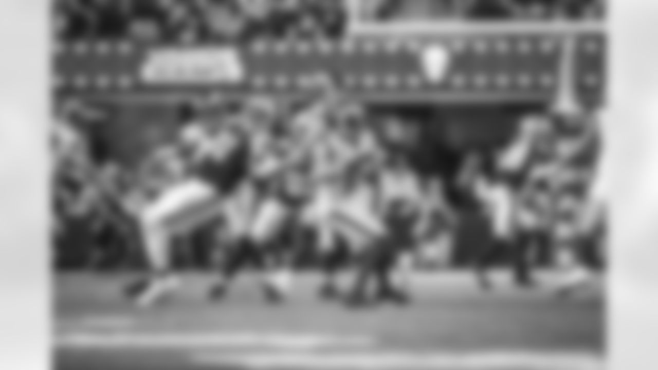 The Los Angeles Rams take on the Dallas Cowboys during Week 5 of the 2022 NFL regular season.