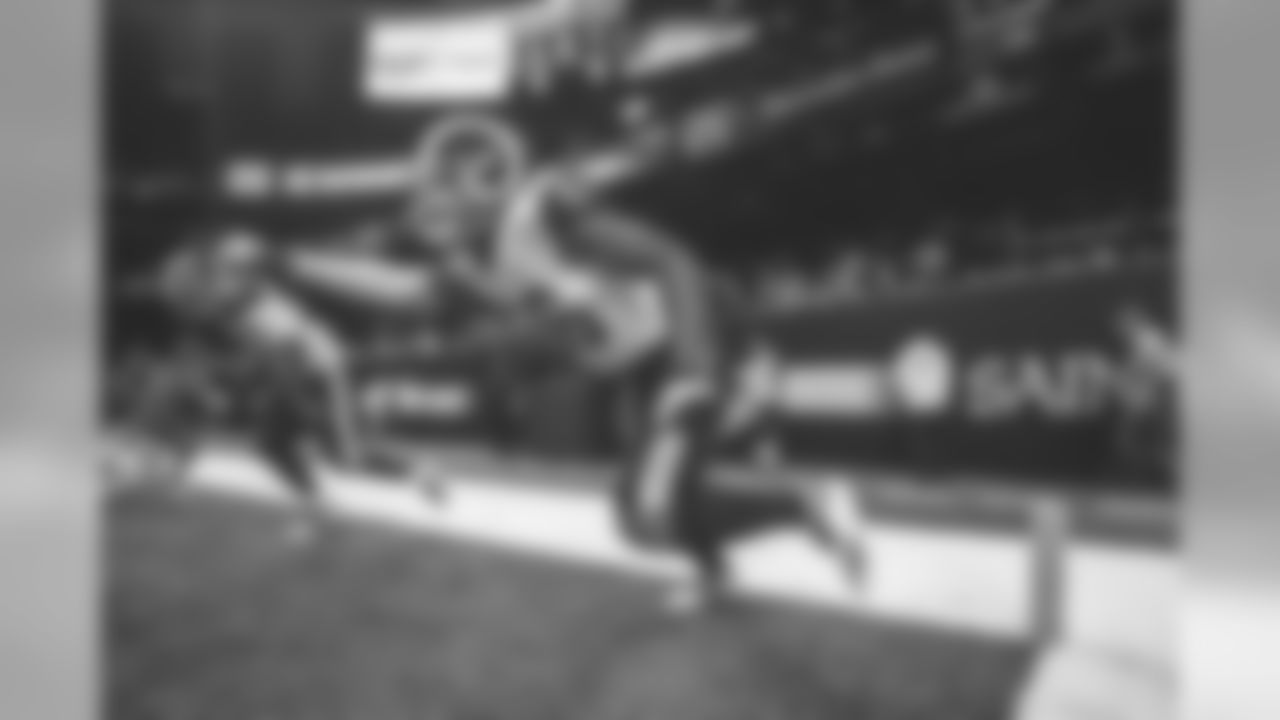 Defensive end (56) Dante Fowler of the Los Angeles Rams warms up before the Rams 35-45 loss to the Saints in an NFL Week 9 regular season football game, Sunday, November 4, 2018, in New Orleans, LA. (Jeff Lewis/Rams)