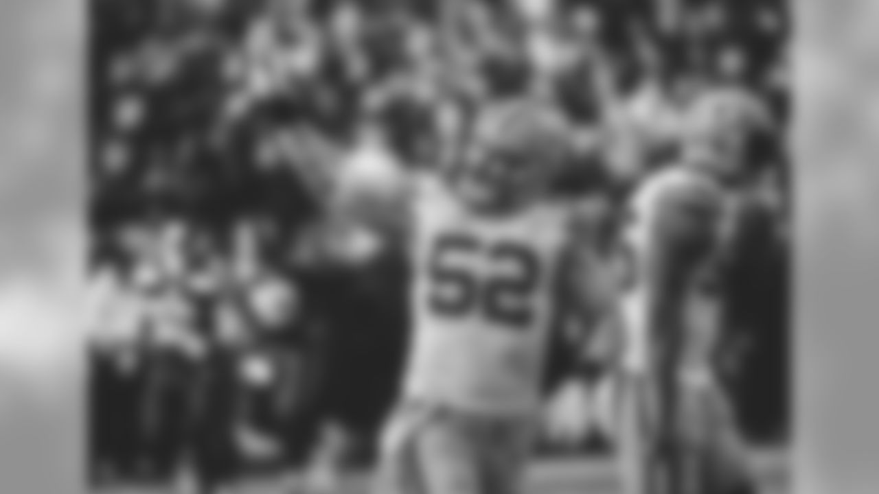 Green Bay Packers' Clay Matthews reacts during the first half of the NFL football NFC Championship game against the Seattle Seahawks Sunday, Jan. 18, 2015, in Seattle. (AP Photo/David J. Phillip)