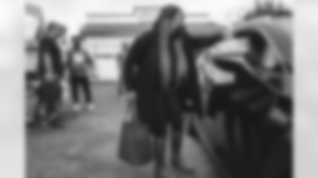 E_211207_TacklingHunger_107