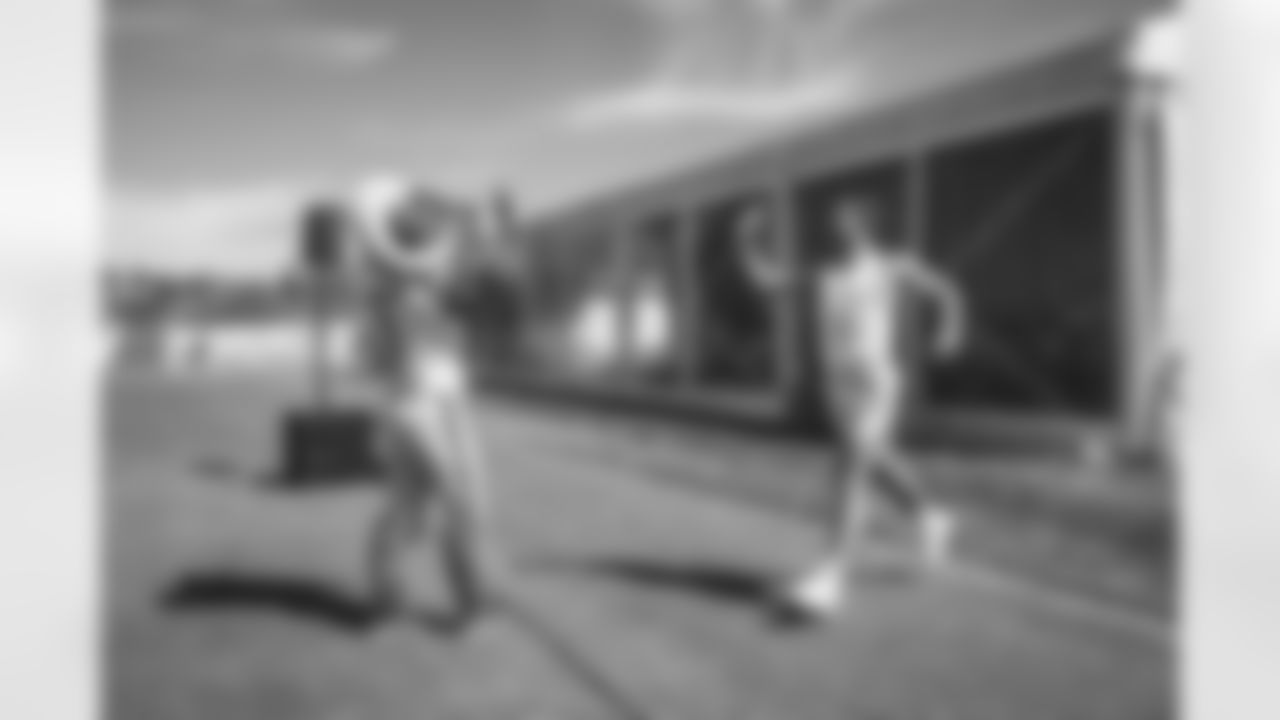 E_TOW17729