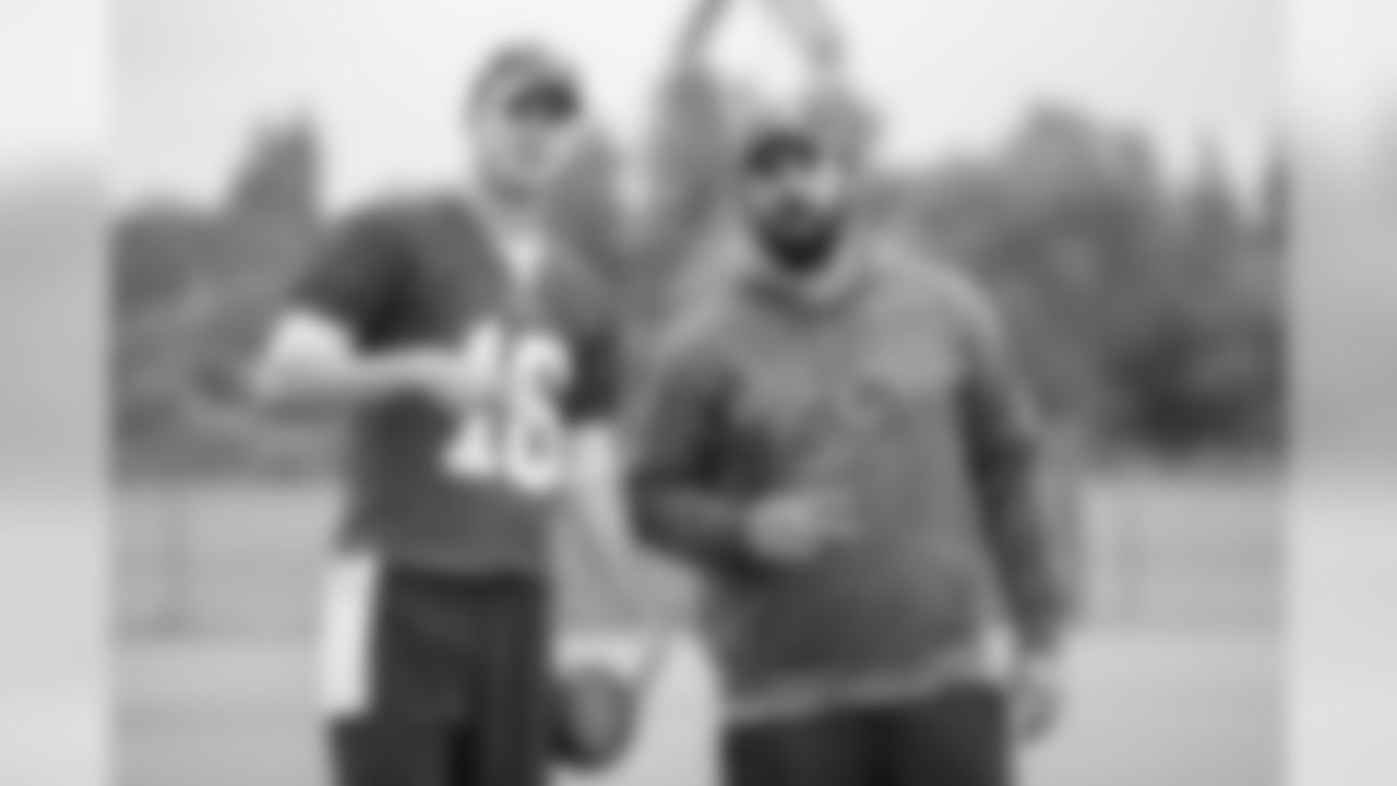 Quarterback (16) Jared Goff and Kevin Blank of the Los Angeles Rams pose during practice on day 8 of Phase II of the offseason program workouts, Thursday, May 9, 2019, in Thousand Oaks, CA. (Jeff Lewis/Rams)