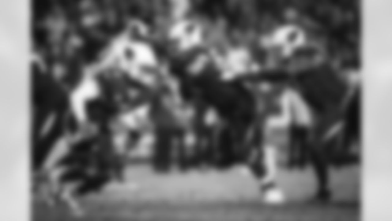The Los Angeles Rams take on the Arizona Cardinals during Week 14 of the 2021 regular season.