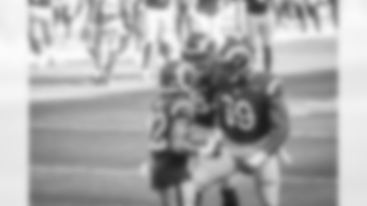 Los Angeles Rams cornerback Troy Hill #22