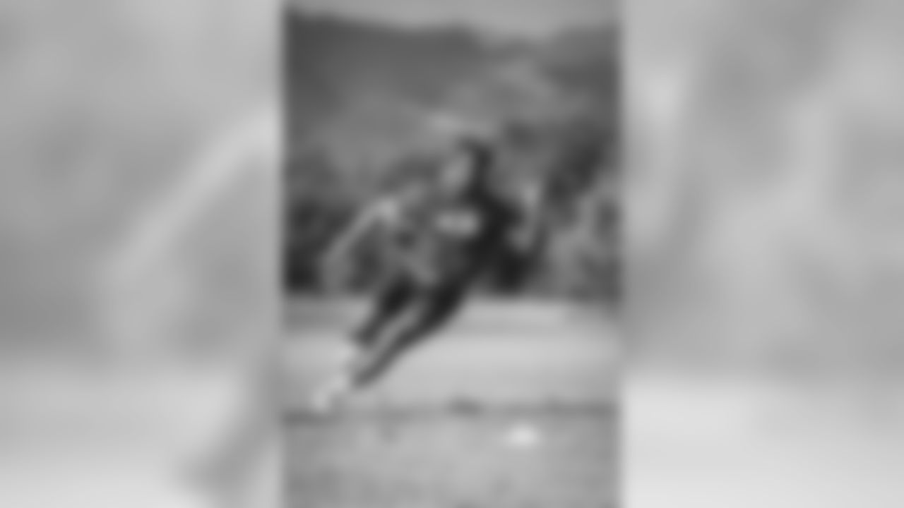 E_SNY_0372