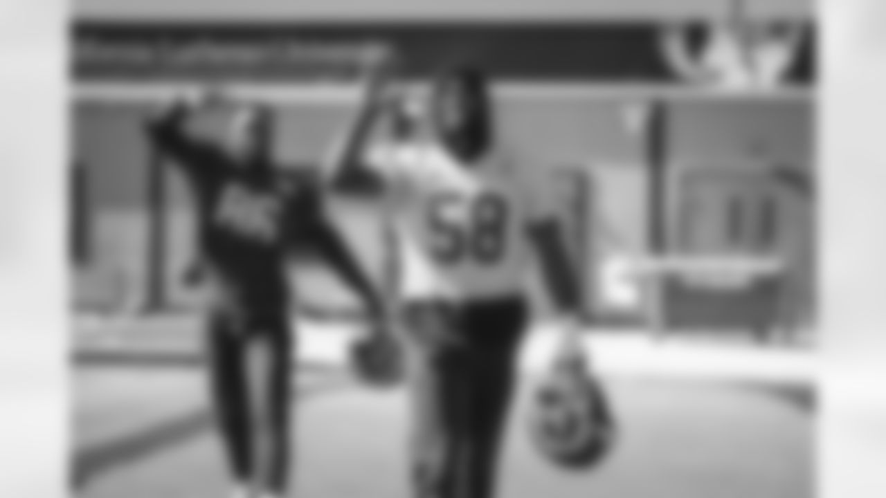 E_TOW01696