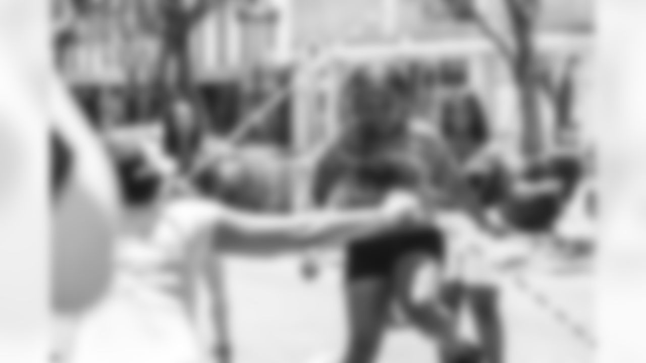 E_TOW14944