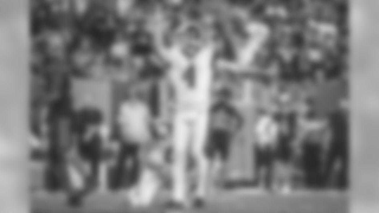 Kicker (4) Greg Zuerlein of the Los Angeles Rams kicks a field goal against the Cleveland Browns during the Rams 20-13 victory over the Browns in an NFL Week 3 football game, Sunday, September 22, 2019, in Cleveland, OH. (Jeff Lewis/Rams)